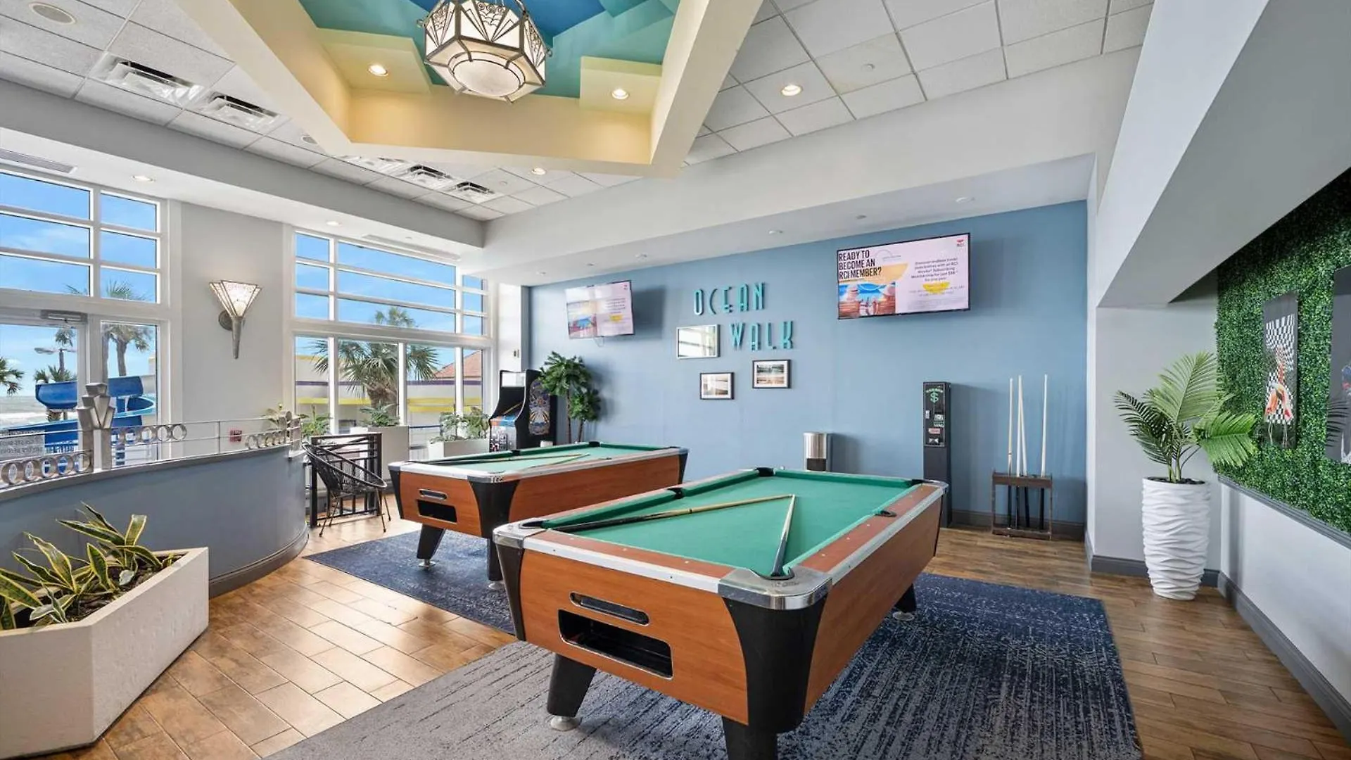 Luxury 10Th Floor 1 Bedroom Condo Direct Oceanfront Wyndham Ocean Walk Resort Daytona Beach | 1006 Tatil Evi